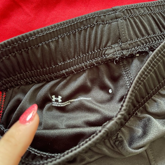 Under Armour Short Set - Picture 3 of 3